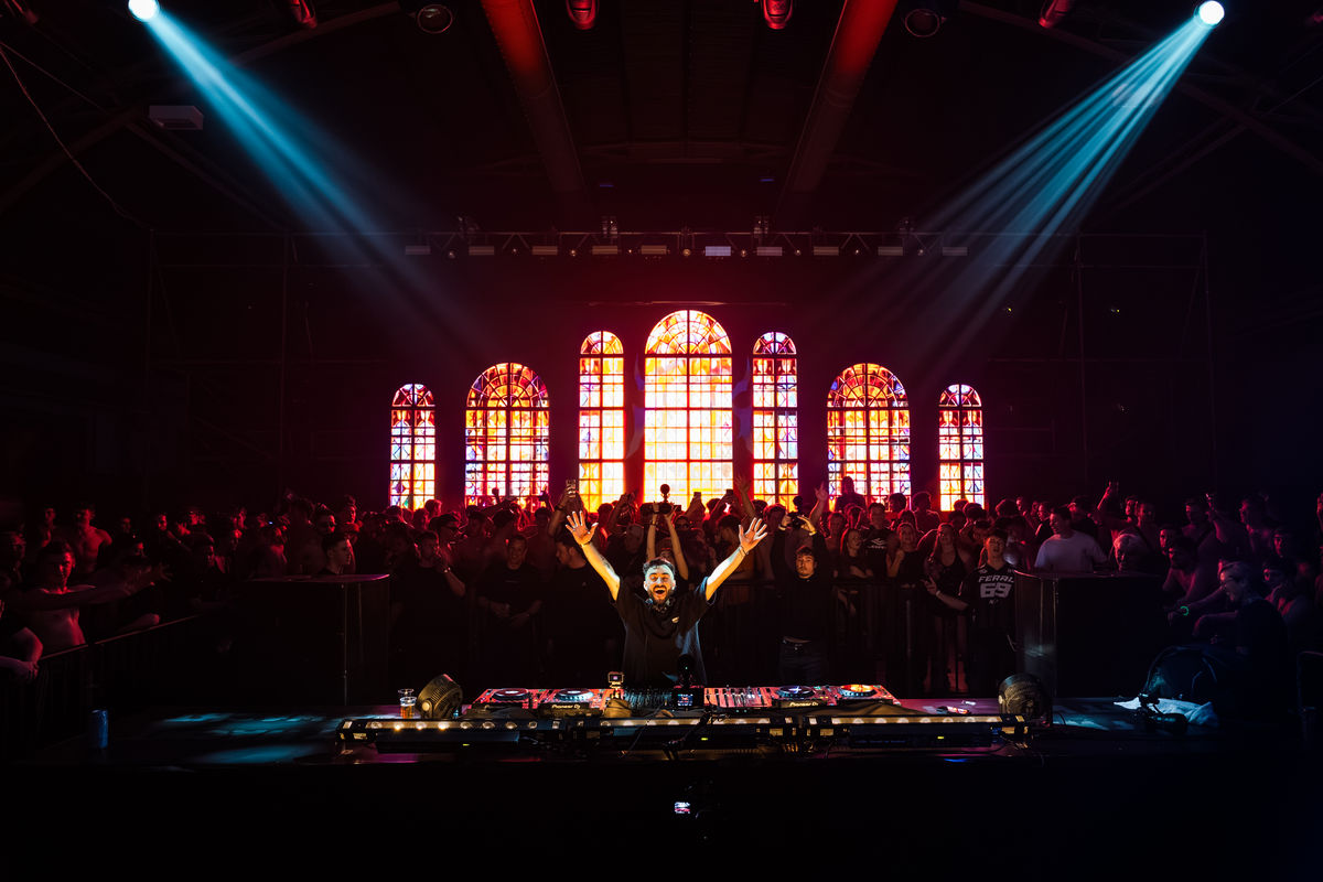 Loading... just a sec